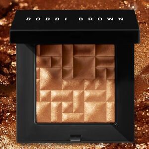 Bobbi Brown Pearl Infused Highlighter in Copper Glow